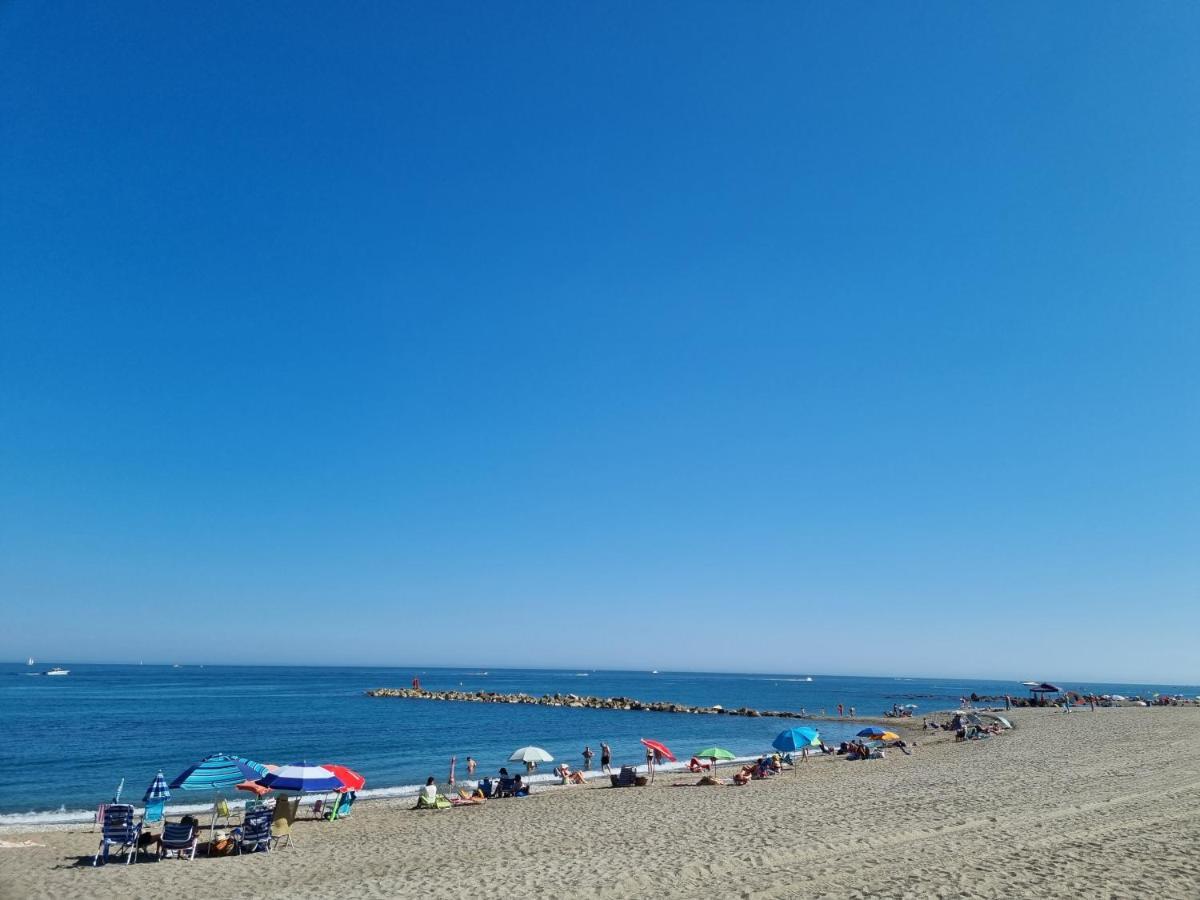 Las Gaviotas B9 Манилва Экстерьер фото